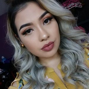 Meet your Posher, Ysamar